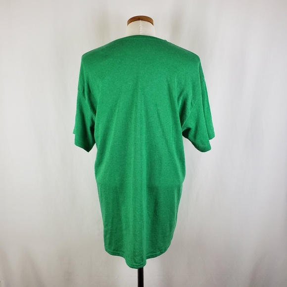 World's Tallest Elf Holiday T-Shirt Size Large - Picture 3 of 6